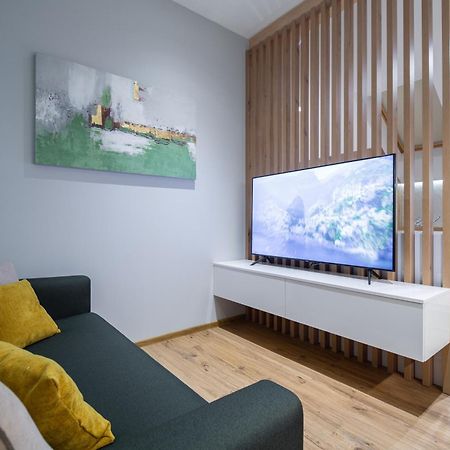 Appprusnik Apartment Ljubljana Bagian luar foto