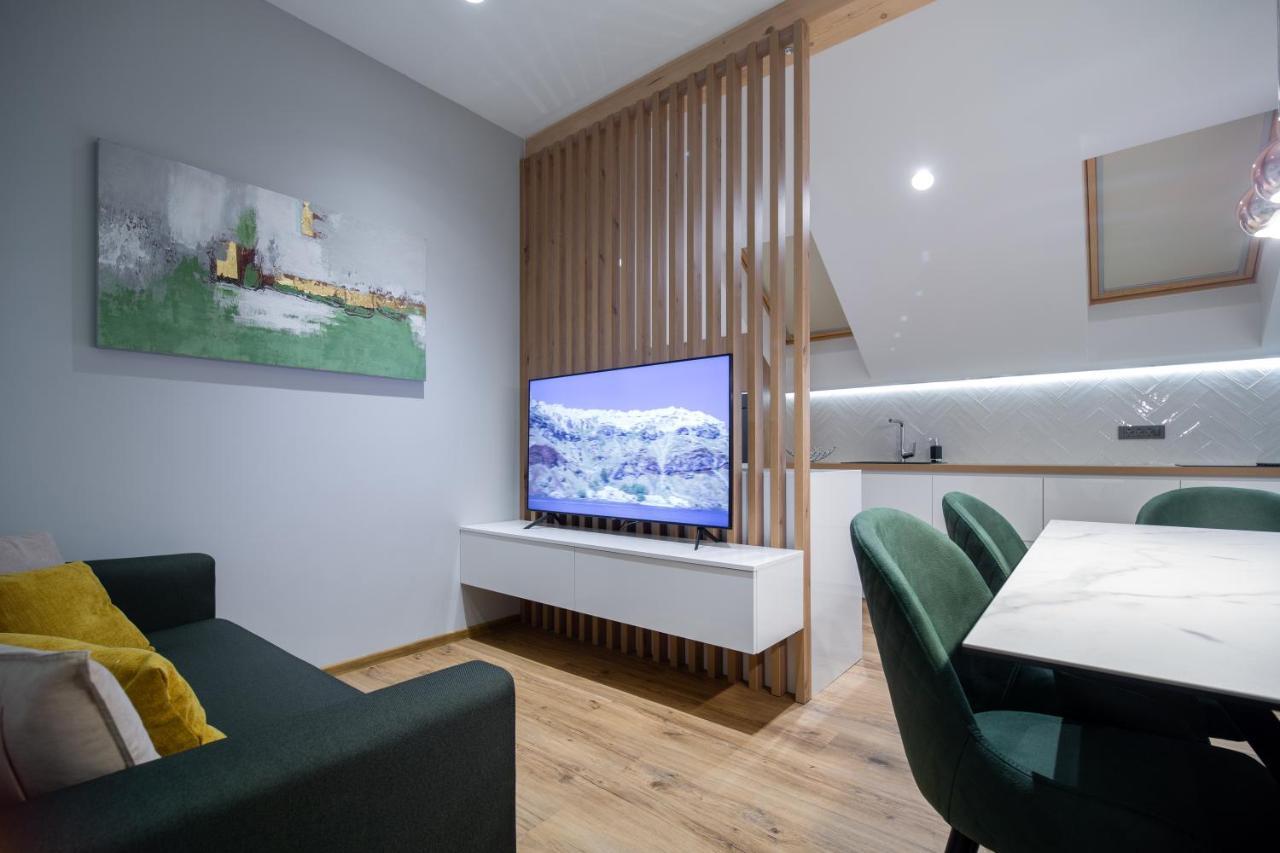 Appprusnik Apartment Ljubljana Bagian luar foto